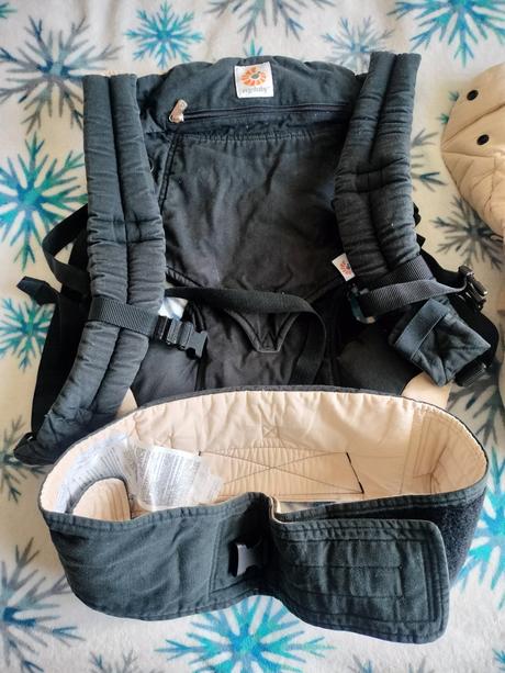 Ergonomický nosič ergobaby s novorodeneckou vložko, ergo baby