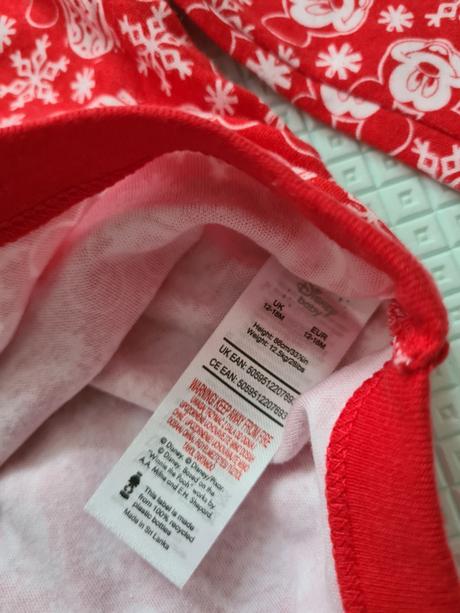 Vianočné oblečenie, 80