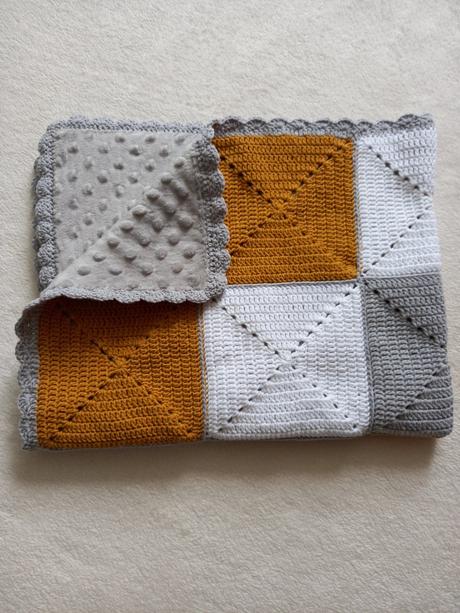 Háčkovaná deka do kočíka, 