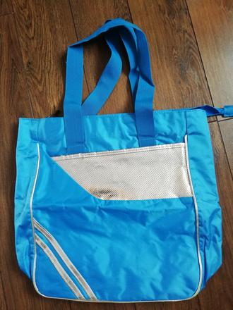 Svetlomodrá taška,