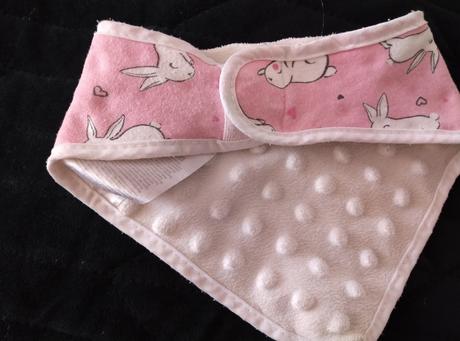 Set- podbradník+látková plienka, 