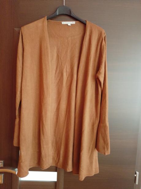 Kardigán bez zapínania, 46