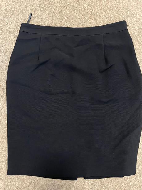 Elegantná podšitá sukňa, 40