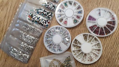 Kamienky , krištáliky , 3d ozdoby, 