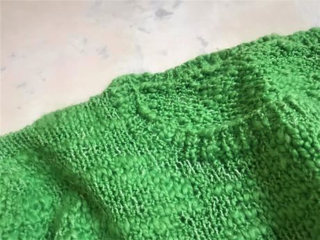 Pletený buklé pulóvrik, xl