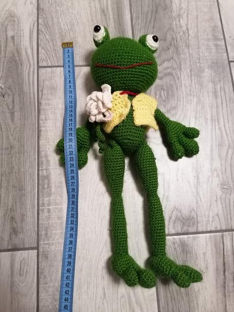 Háčkovaná žabka, 