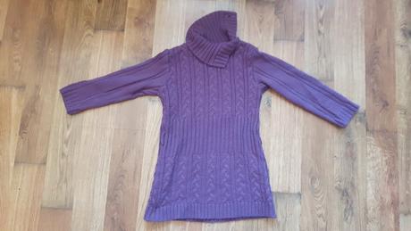 Fialovy rolakovy svetrik, 116