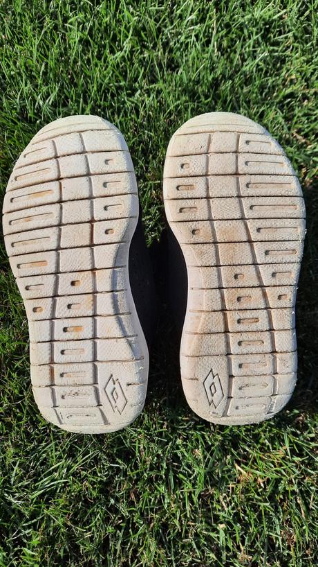 Ľahké tenisky, lotto,25