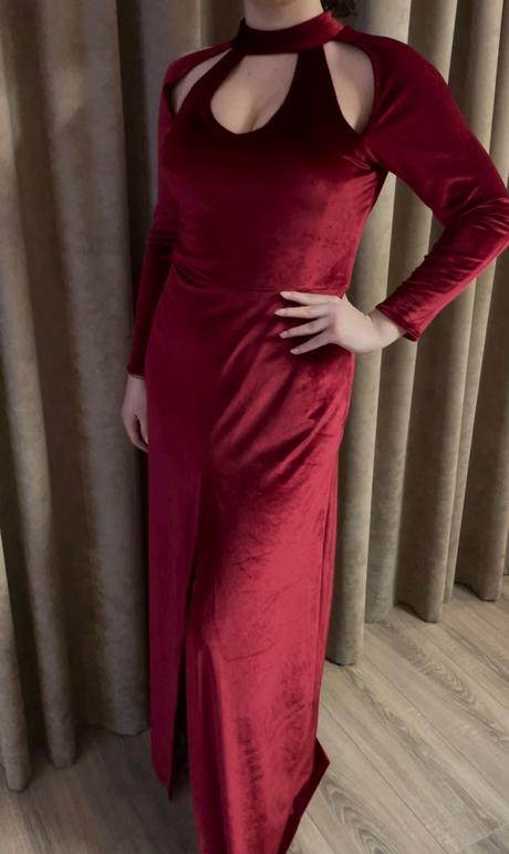 Spoločenské šaty, 38