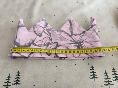 Čelenka - korunka, <50