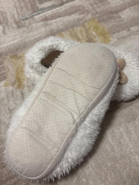 Pernikové papuče, reserved,38