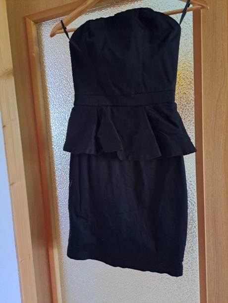 Čierne šaty gate, gate,xs