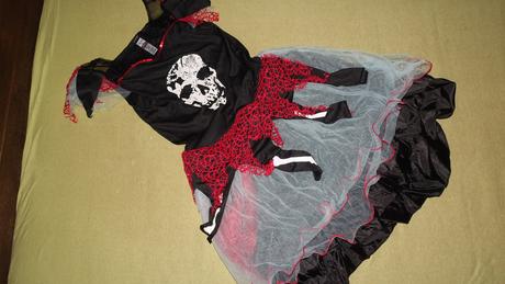 Saty pre piratku george, 