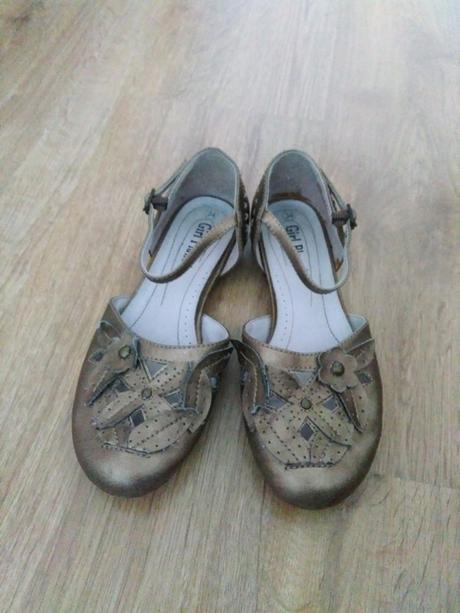 Sandalky, girl2girl,35