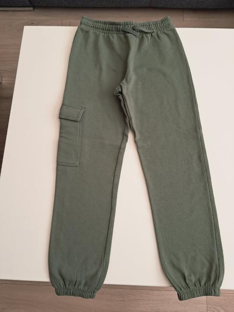 Olivove tepláky tezenis 10-11r, tezenis,146