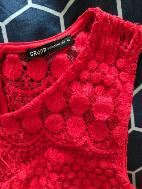 Červené šaty bez rukávov, m