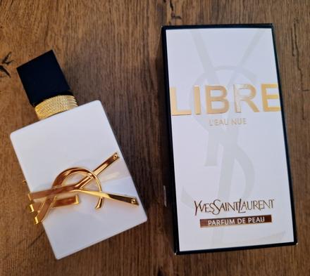 Parfém yves saint laurent libre l'eau nue,