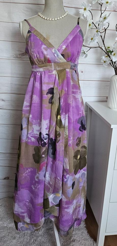 Krásne lahulinké fialové šaty, 36