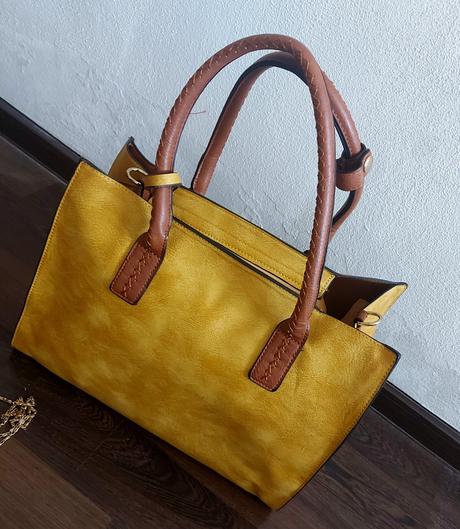 3 v 1 brusena koža, 