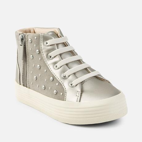 Nenosené úplne novè topánky zn.mayoral, mayoral,37