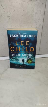 Blue moon - lee child, 
