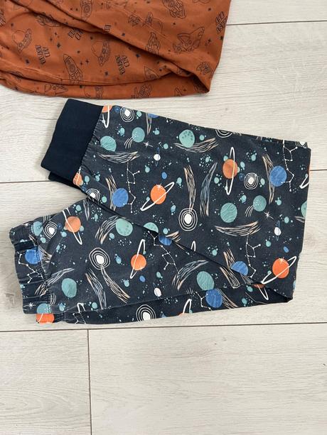 Pyžamá cena spolu 134/140, reserved,134