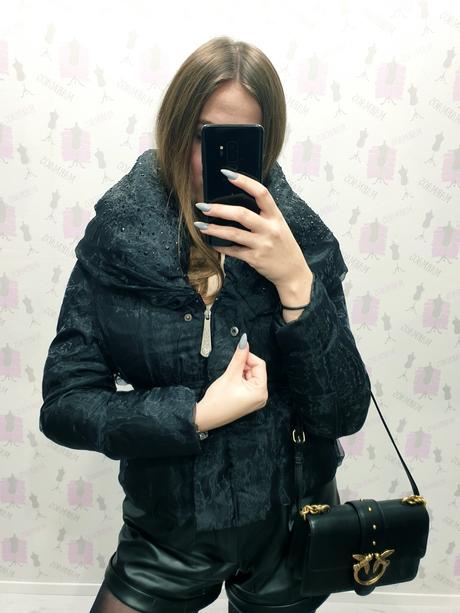 Štýlová čierna bunda s, s