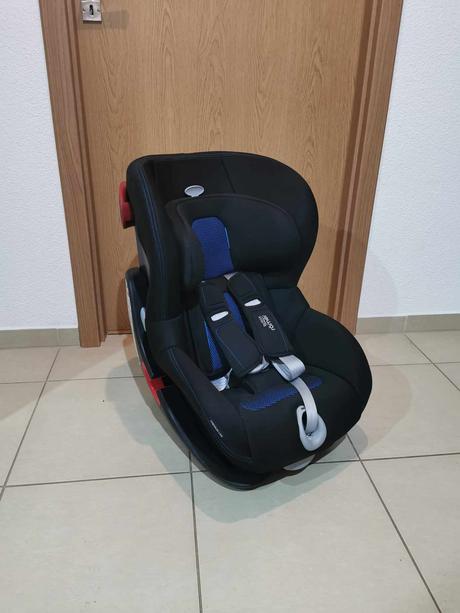 Autosedačka, britax