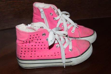 Parádne tenisky, 32