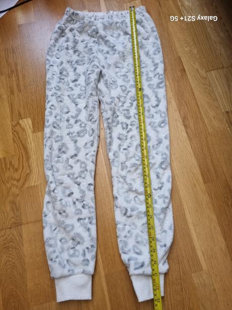 Oteplene nohavice, lindex,146