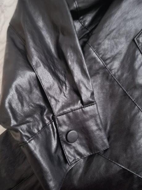 Koženkové šaty veľ. s zn. zara, zara,s