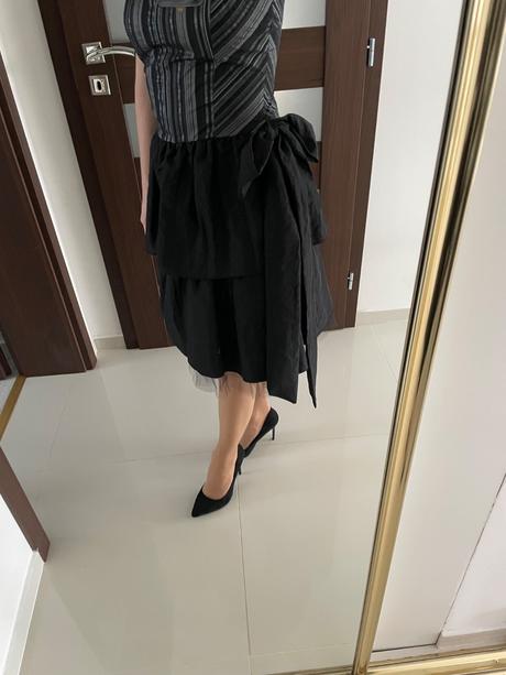 Dámske spoločnské šaty, s