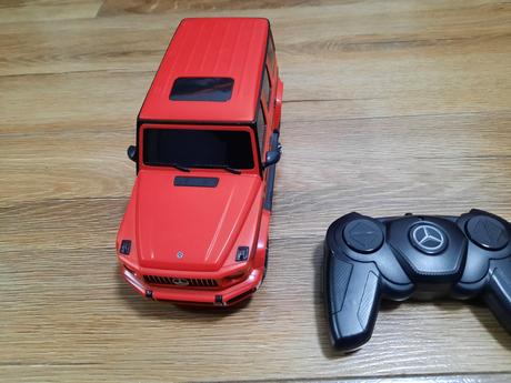 Auto na diaľkové ovládanie mercedes, 