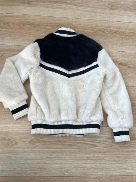 Guess huňatá bundička top stav, guess,xs