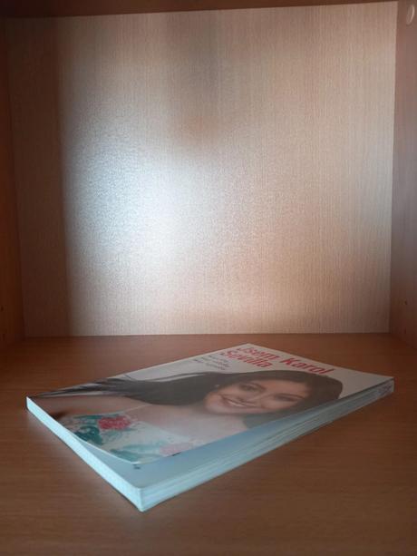 Soy luna 2 knihy - cena za obe spolu,