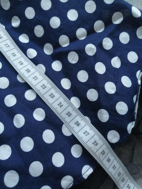 Bodkovaná sukňa s podšívkou v134, 8-9r., 134