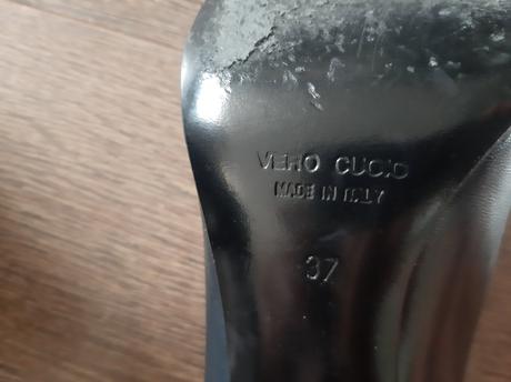 Kožené lodičky s otvorenou špičkou, 37