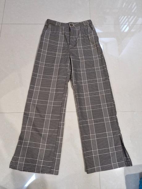 Karovane nohavice, h&m,152