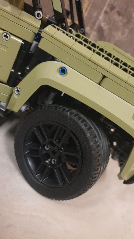 Lego technic 42110  - land rover defender top stav, 