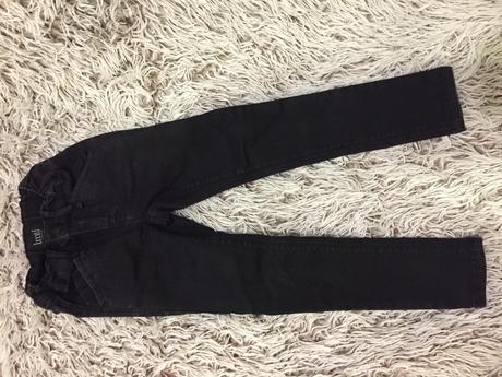 Klasicke čierne rifliky, 110