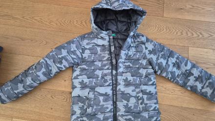 Prešívaná bunda maskáčová, benetton,146
