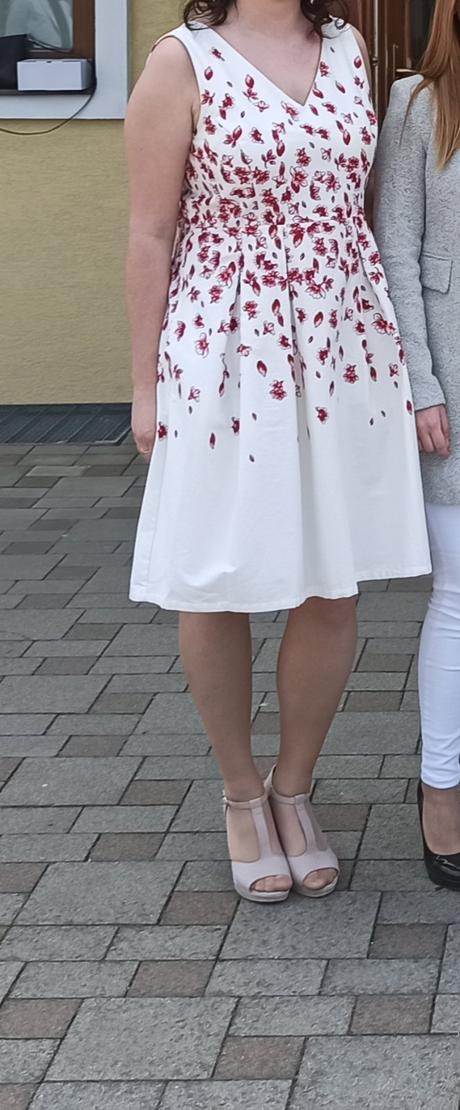 Šaty s kvetmi, yessica,42