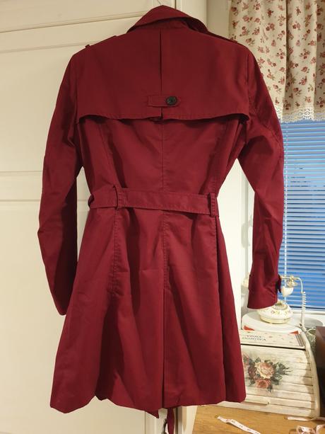 Vínový prechodný kabát stradivarius, stradivarius,l