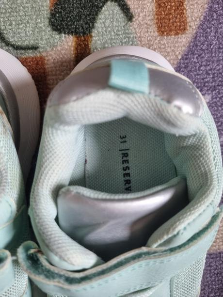 2x tenisky v.31  aj do telocvicne, 31