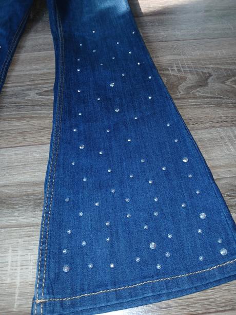 Rifle zdobene kamienkami, h&m,134