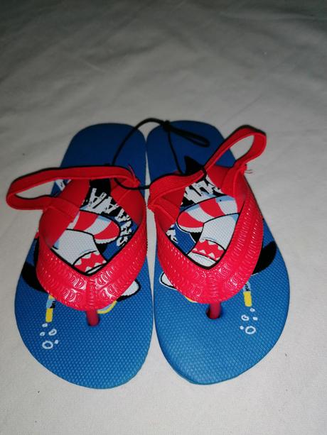 Žabky veselí žraloci, 24