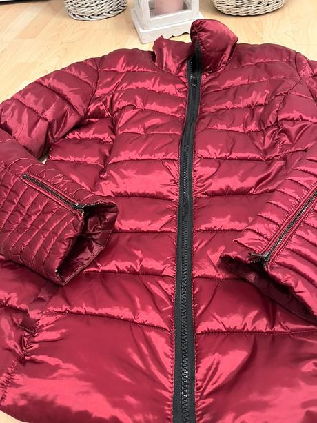 Vínovo červená/burgundy bunda, timeout,s