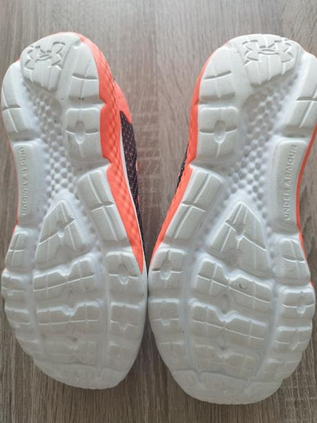 Tenisky, under armour,33