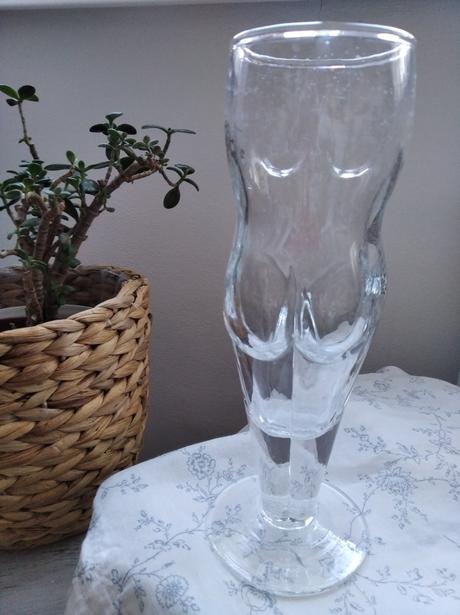 Váza v tvare ženy,