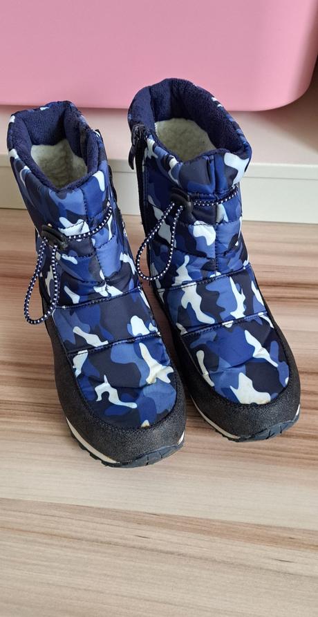 Snehule, wojtylko,33